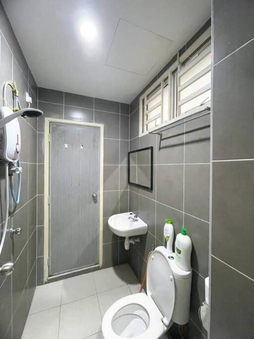 Cozyhouse 4Room 3Bath Room 10Pax'''Simpangampattasek Simpang Ampat  外观 照片