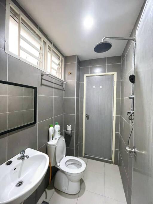 Cozyhouse 4Room 3Bath Room 10Pax'''Simpangampattasek Simpang Ampat  外观 照片